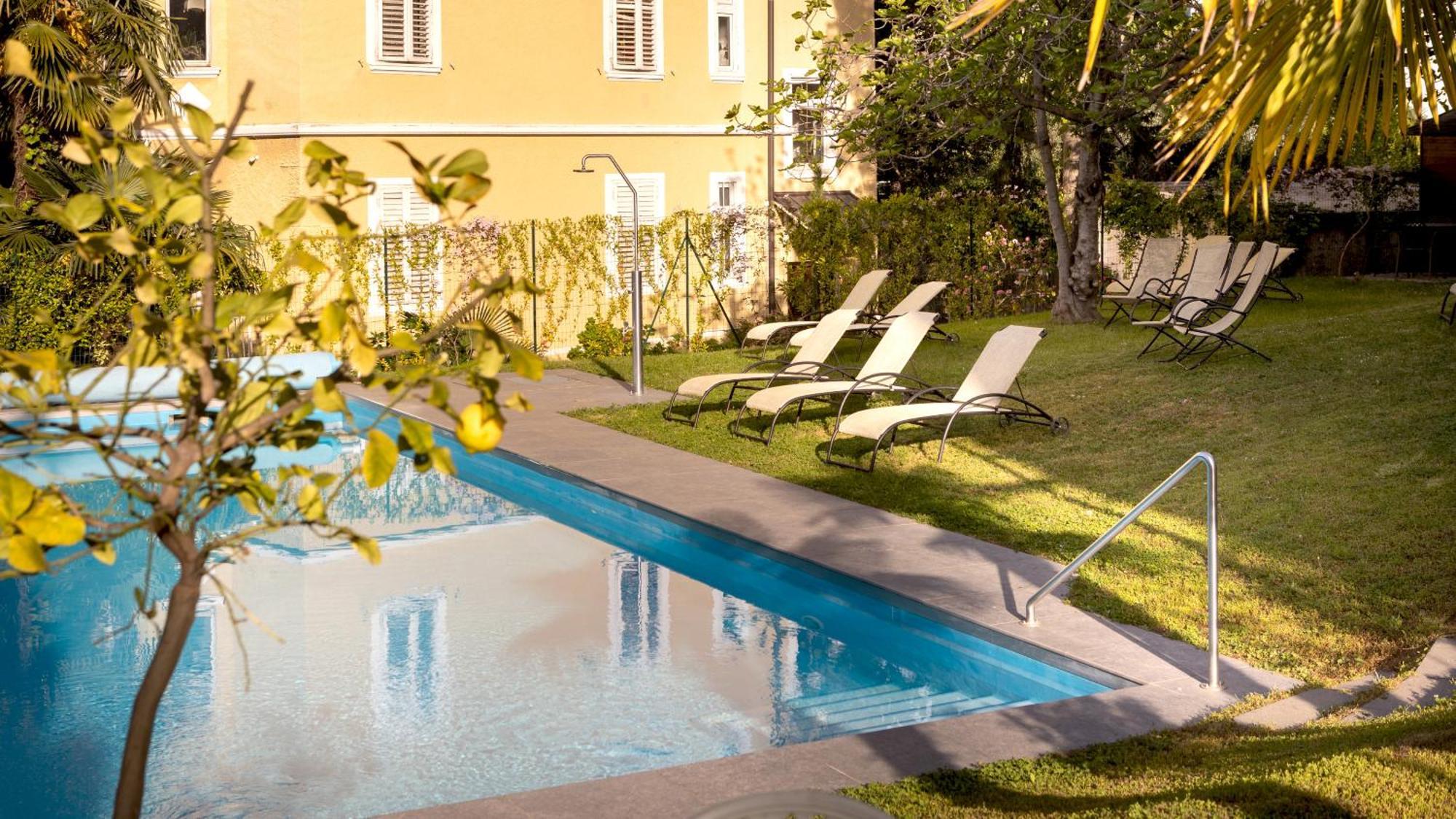 Hotel Villa Laurus Merano Exterior photo