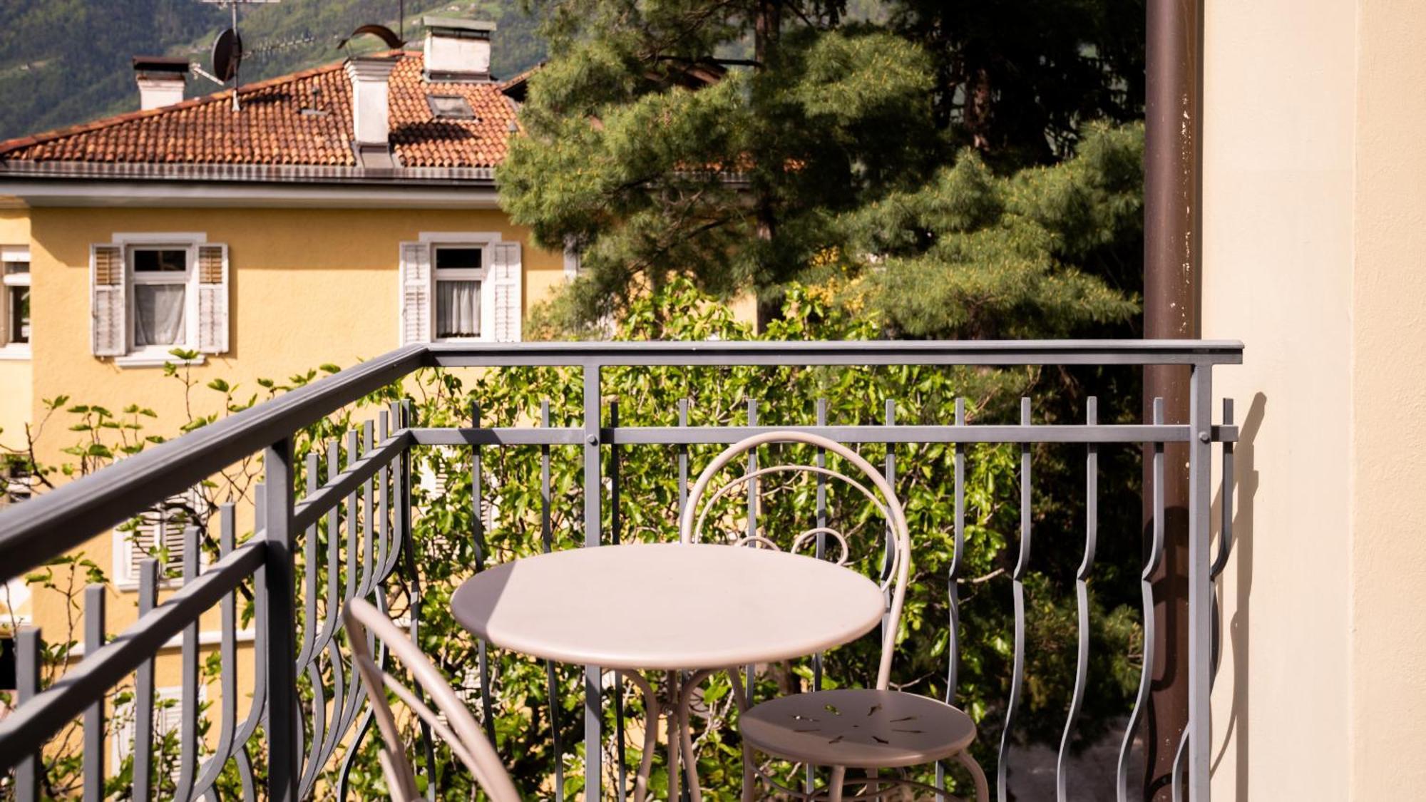 Hotel Villa Laurus Merano Exterior photo